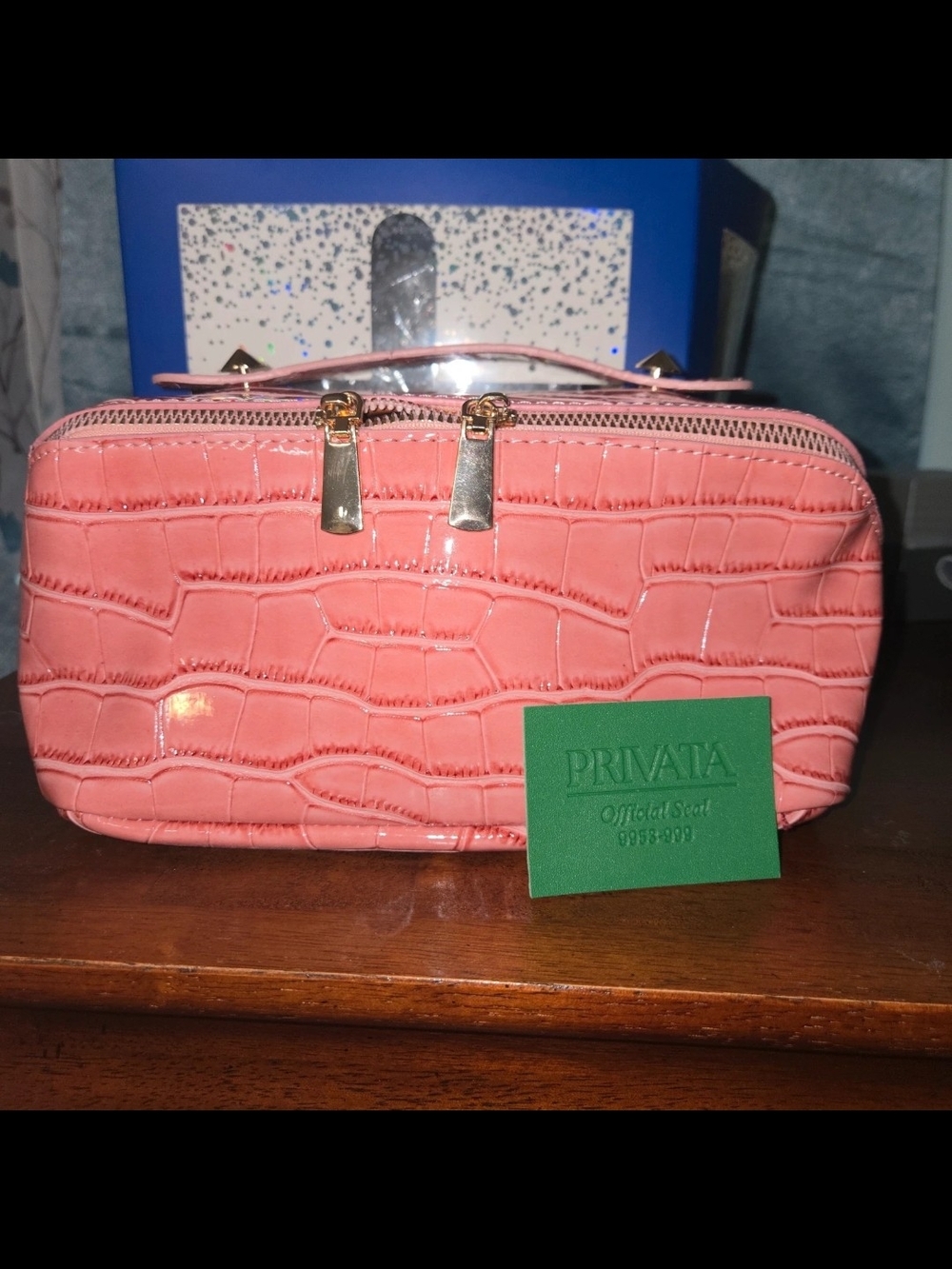 Pink Croc-Embossed Women’s Cosmetic Case